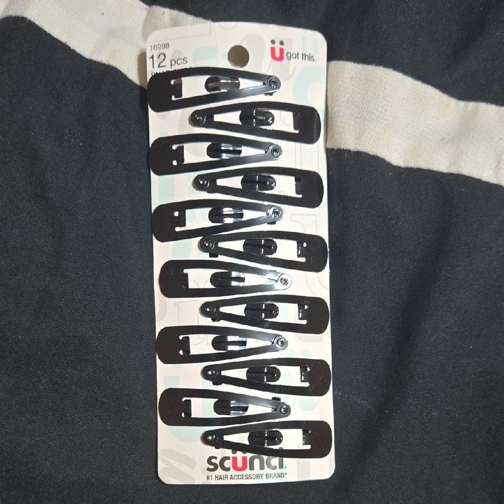 Scunci Contour Snap Hair Clips